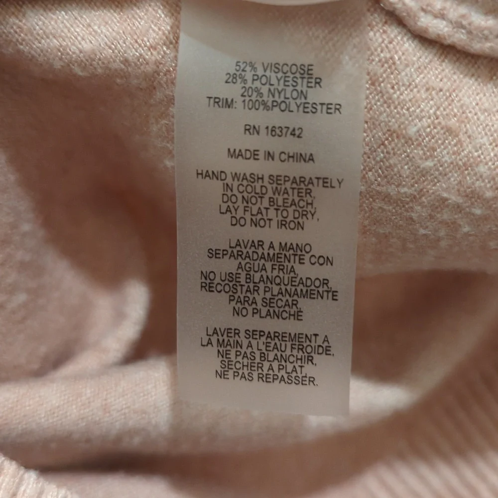 Pink Sweater - Picture 5 of 7